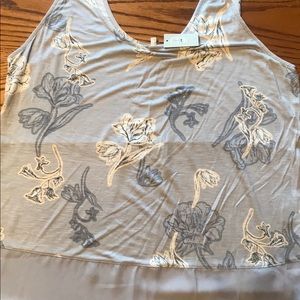 Maurice’s Gray floral tank top